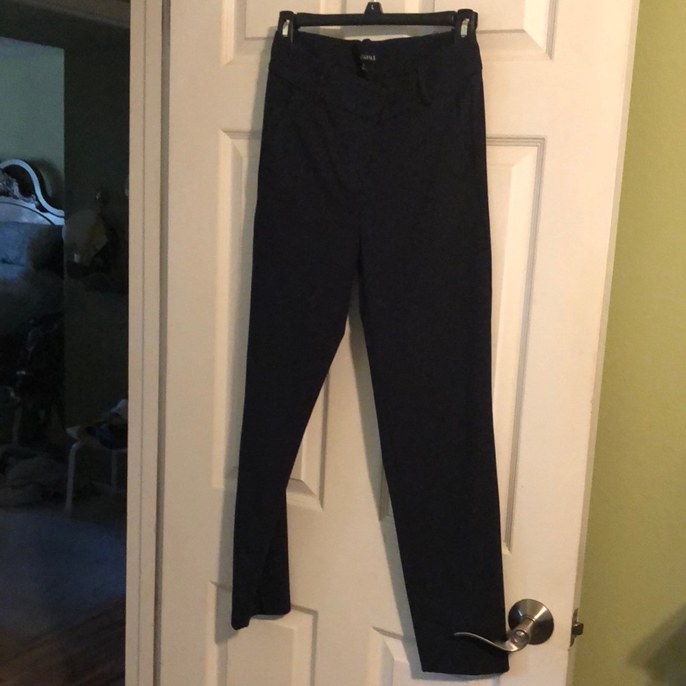 JCrew Factory mercantile pant size 2 navy blue